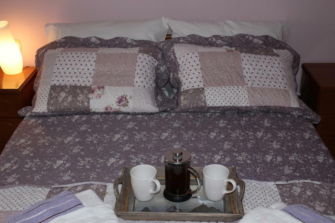 Souzana Rooms 1 Nea Plagia Ngoại thất bức ảnh