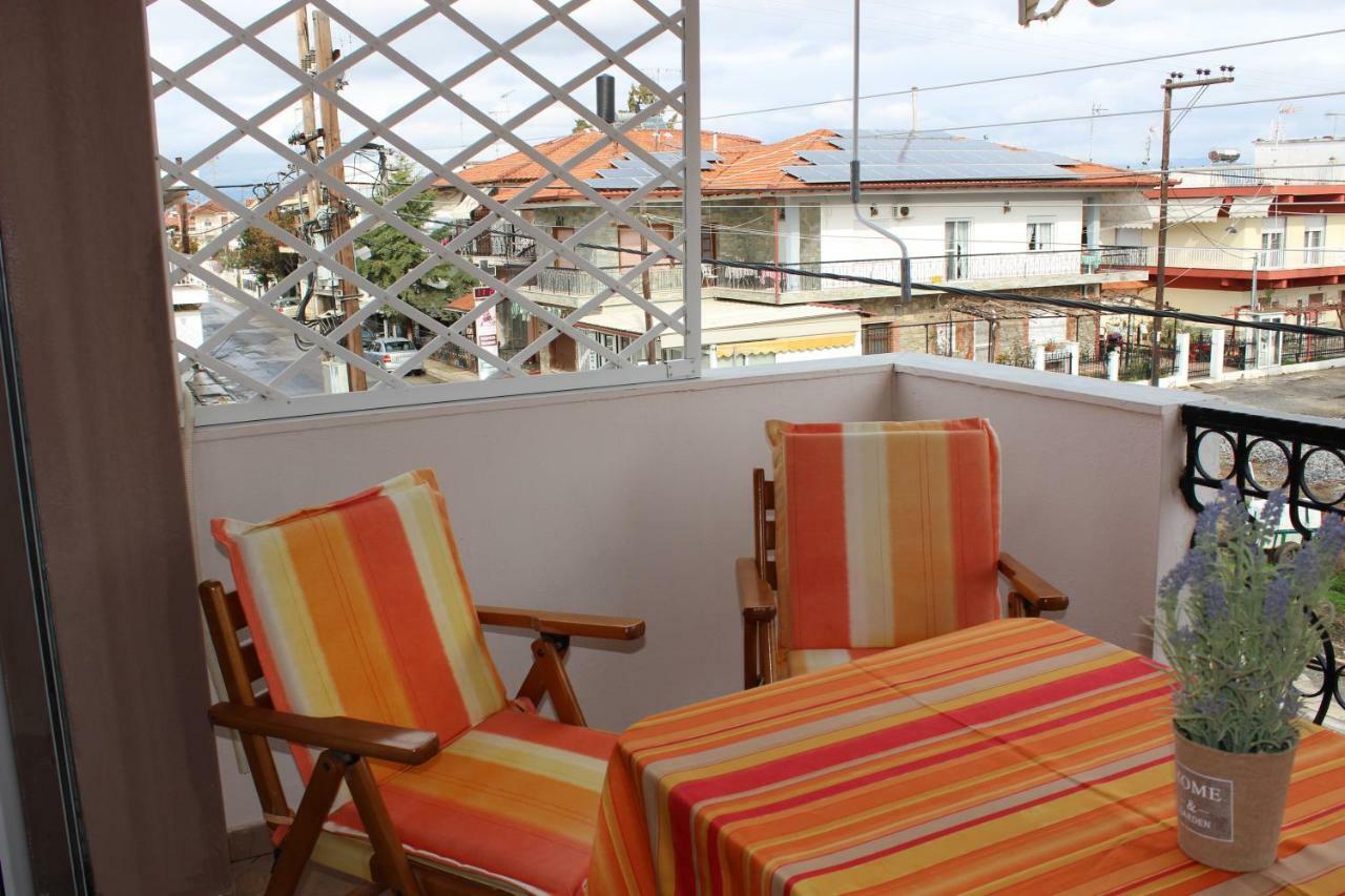 Souzana Rooms 1 Nea Plagia Ngoại thất bức ảnh